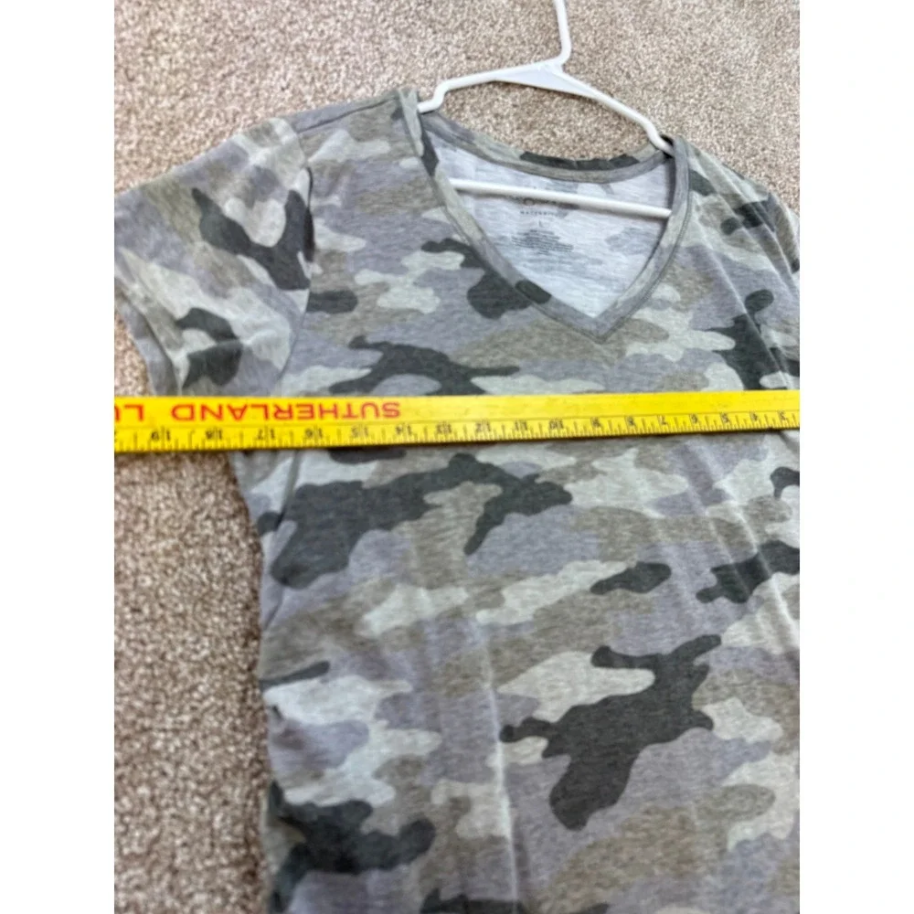 A Glow Maternity Womens Size L T-Shirt Long Short Sleeve Ruched Side